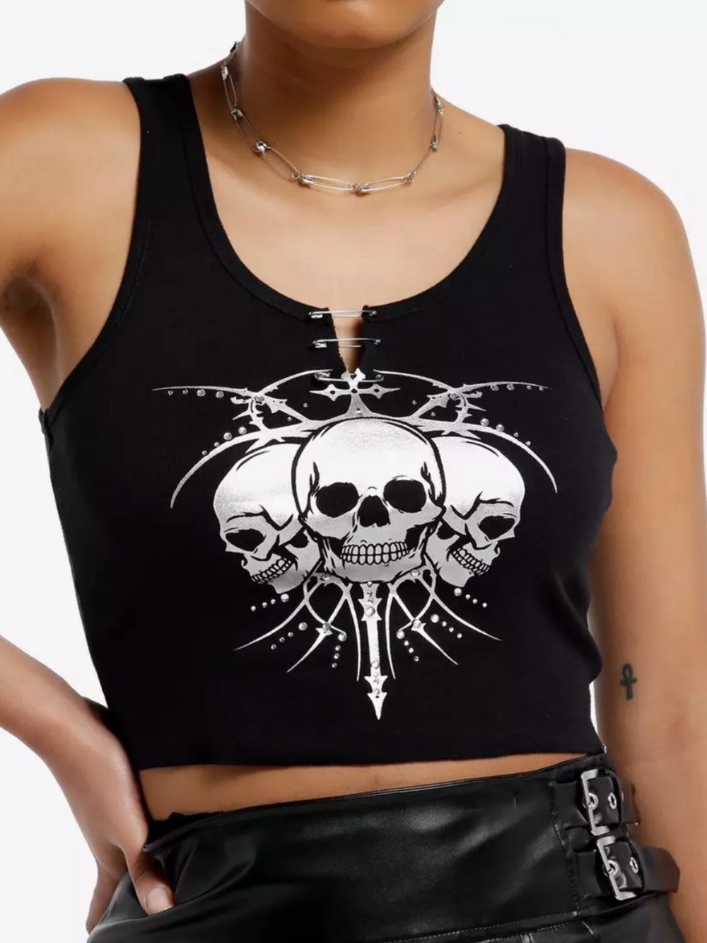 Black Skull Graphic Cropped Tank Top - , Edgy Women's Top size Xl